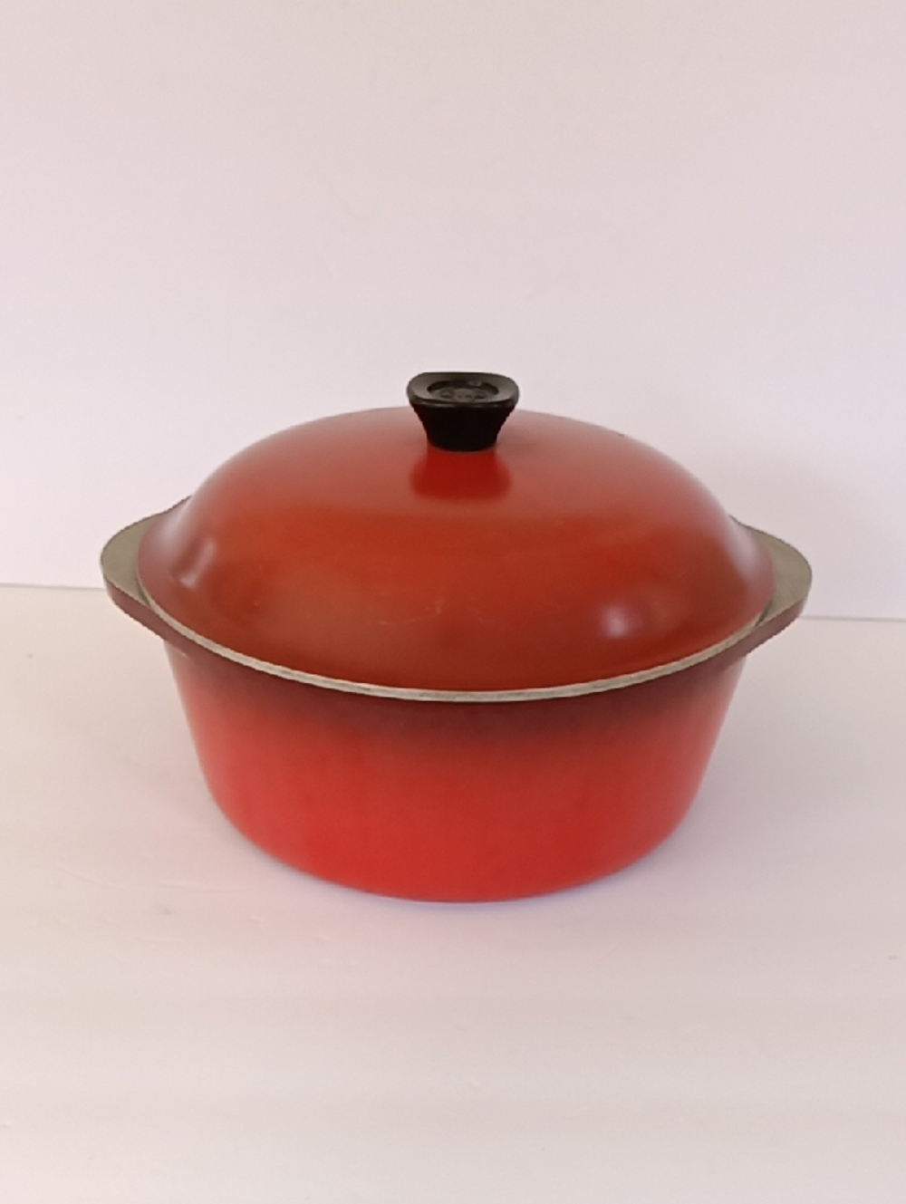 Club Cookware Vintage Dutch Oven Fire Red 10" Diameter